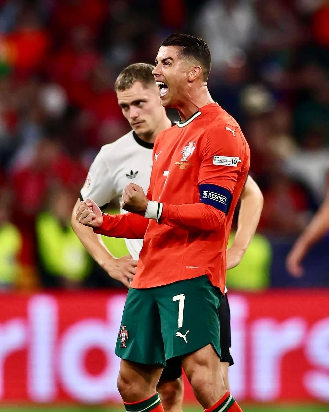 yy易游平首页欧冠倒计时，葡萄牙体育转会期调整名单，细节引发关注，震撼外界，年轻球员得到机会的简单介绍