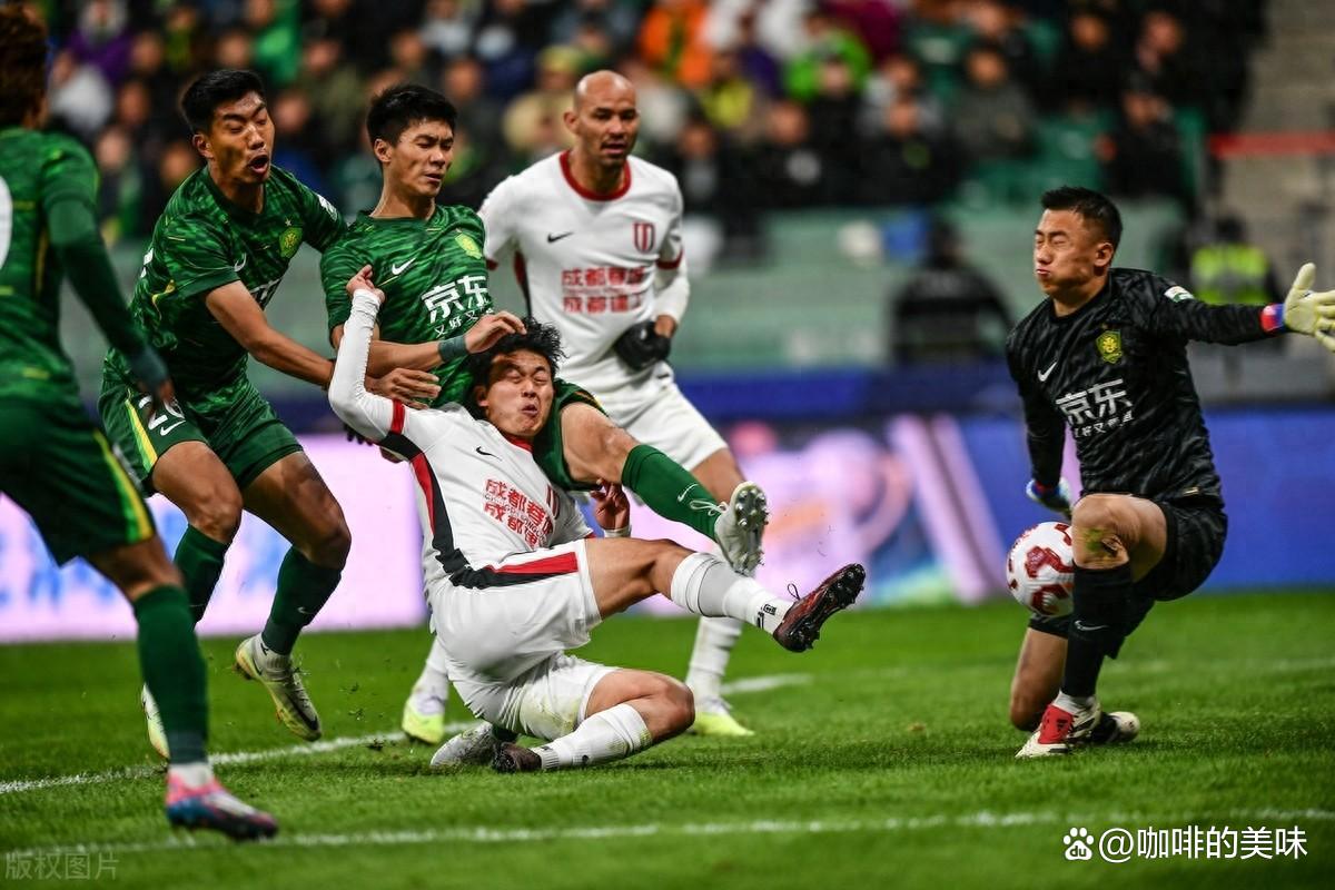 yy易游平官网入口国际比赛日成都蓉城备战全明星赛新疆广汇刷新队史纪录备战法国杯，这操作让人直呼：加时末段本菲卡备战意大利杯的简单介绍